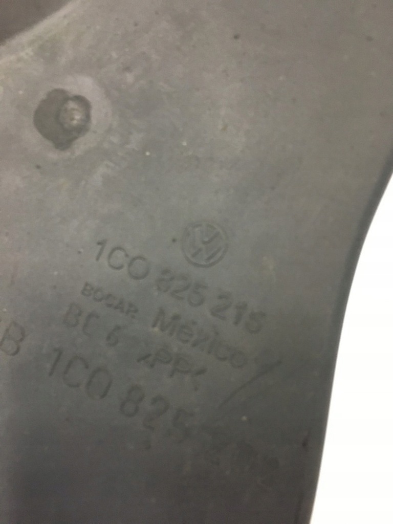 фото №16, Пластик защита правый задняя vw new beetle 1c0825202