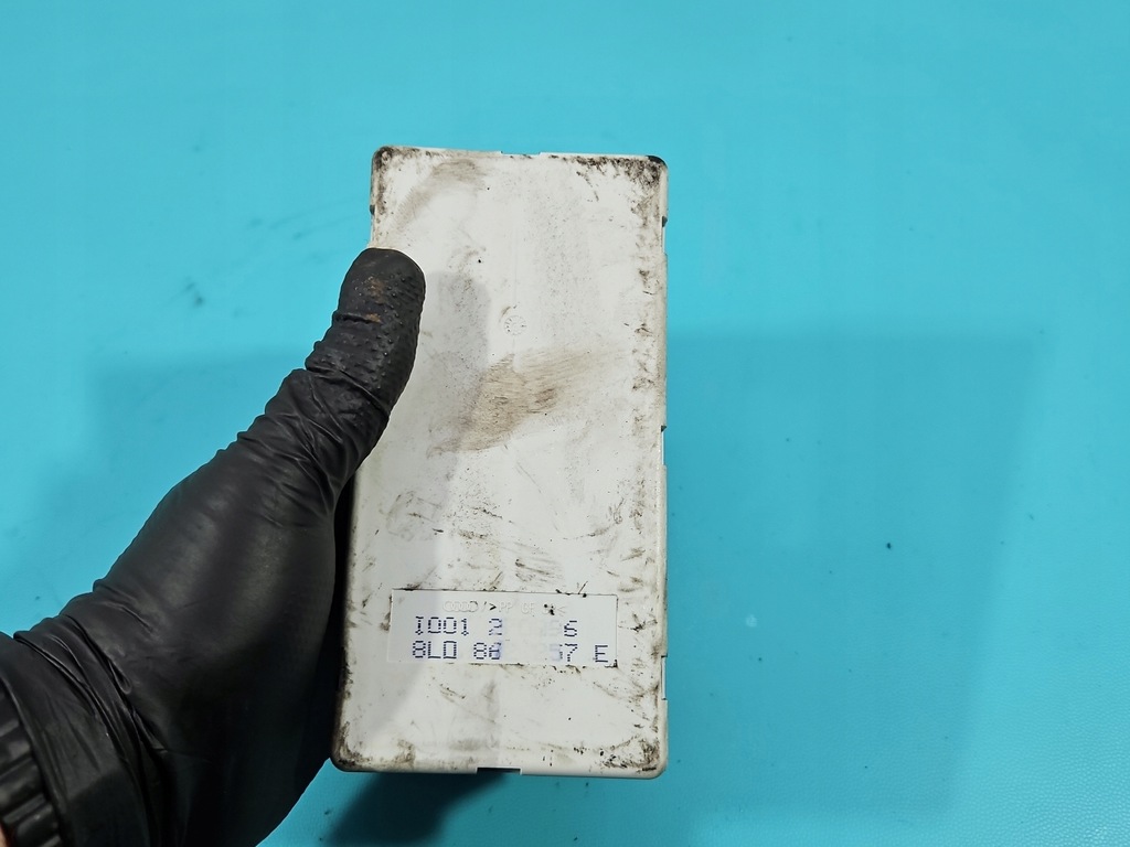 фото №8, Помпа центрального замка audi a4 b5 8l0862257e