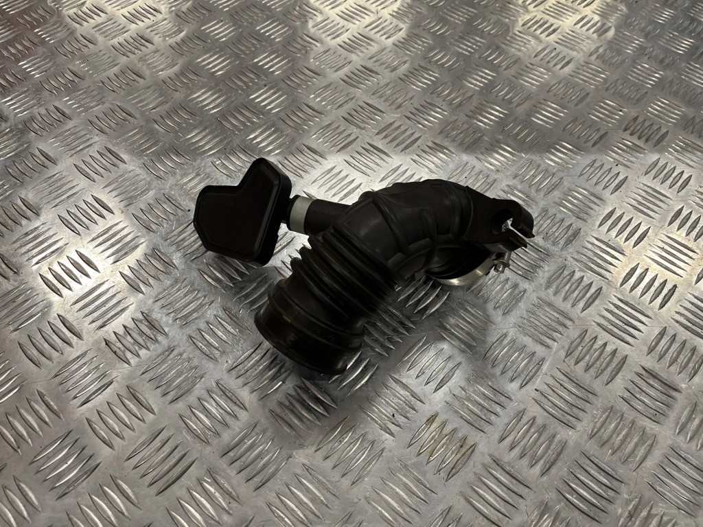 фото №1, Шланг труба воздуха nissan juke ii f16 19- 1.6 hybrid