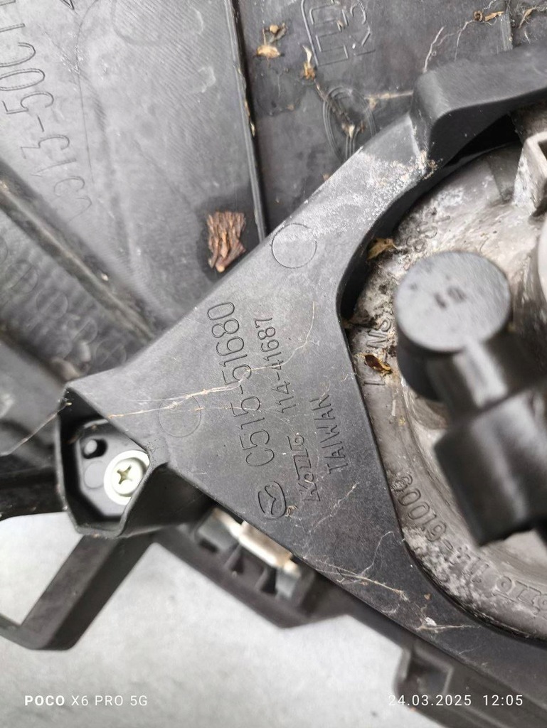 фото №12, Mazda 5 ii cw перед бампер , передний kompletny белый