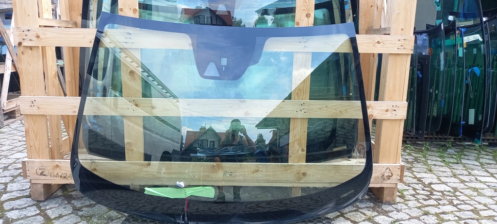 фото №1, Стекло передняя mazda 6 gl iii 2016r- камера датчик подогрев hud доставка