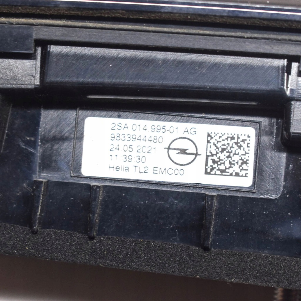 фото №7, Opel mokka b 2021 левая сторона лампы задний крышки багажника