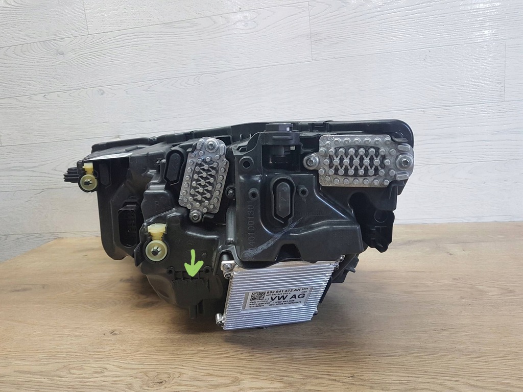 фото №13, Skoda octavia mk4 2025 перед сторона права лампа передня