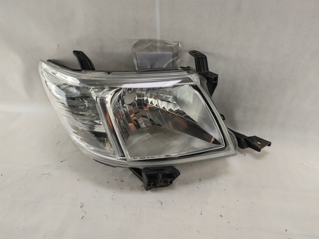 фото №5, Toyota hilux lift 2012-2016 фара правый лампа правая