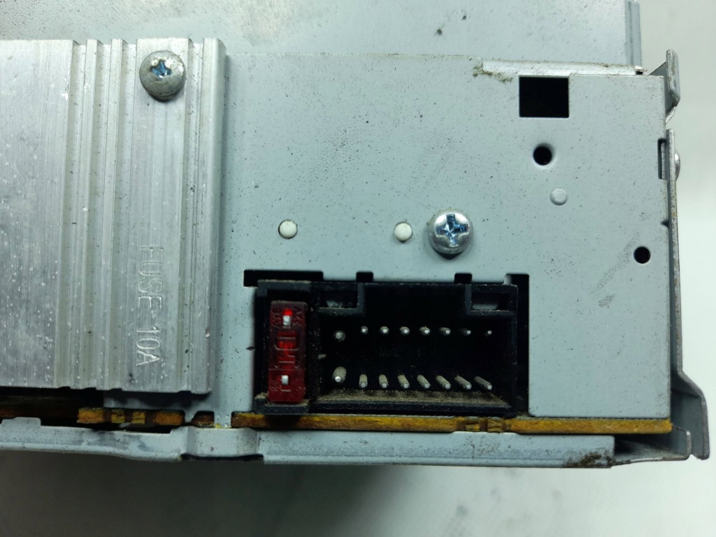 Радио автомобильные jvc kw-r520 в Украине