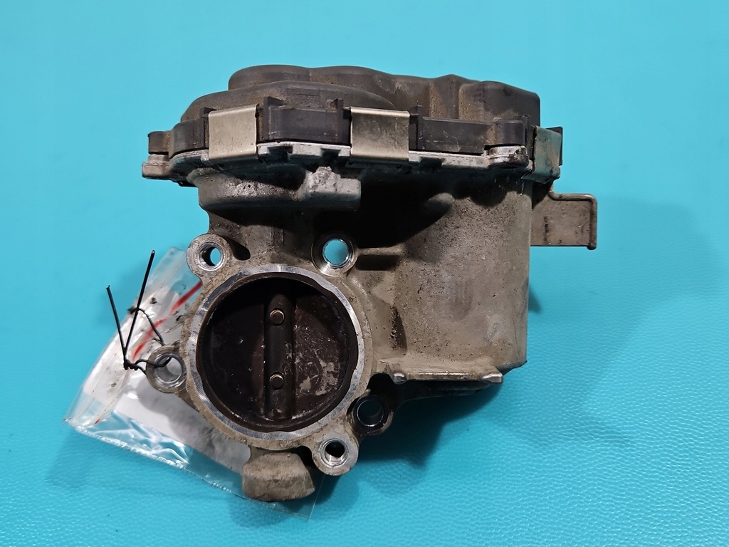 фото №8, Дроссельная заслонка vw caddy iv a2c1298770, 05l131501c 2.0 tdi