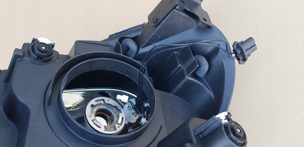 фото №13, Fiat 500x лампа правая. 500 x.soczewka нет ксенон.