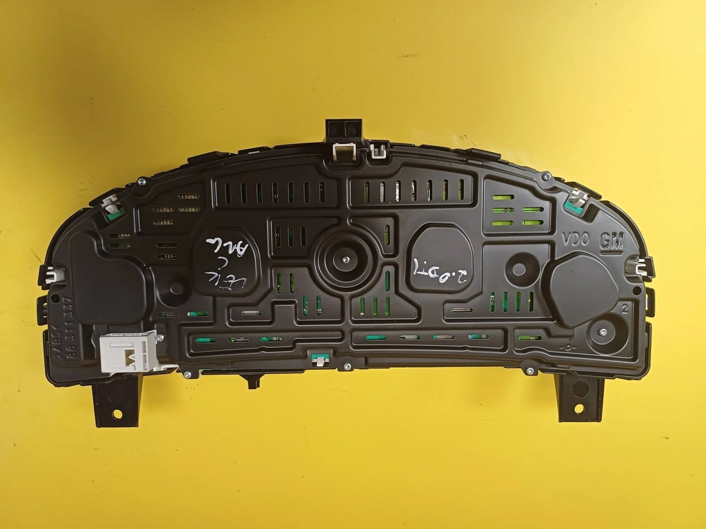 фото №5, Счетчик приборная панель приборы opel vectra c 2.0 dti 13165959mf nr1211 anglik