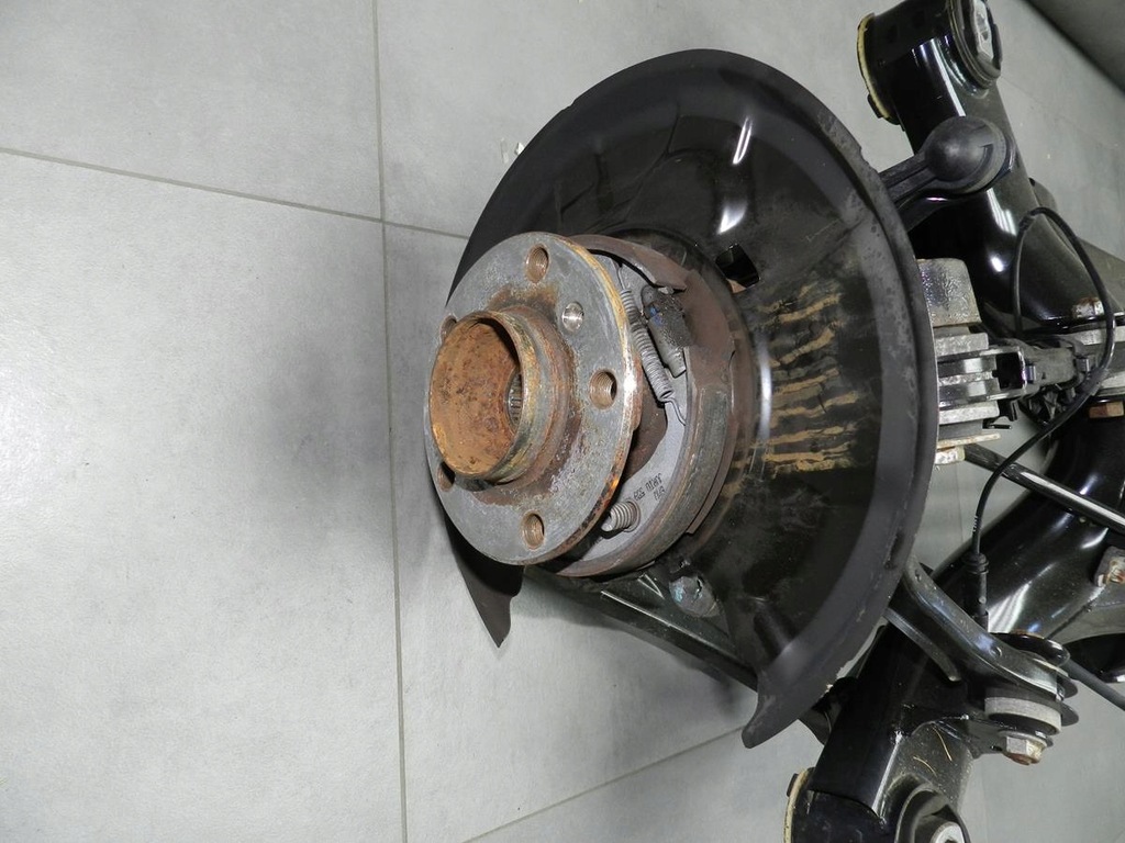 фото №7, Bmw 1 f20 118xd поворотный кулак подвеска задняя рычаги