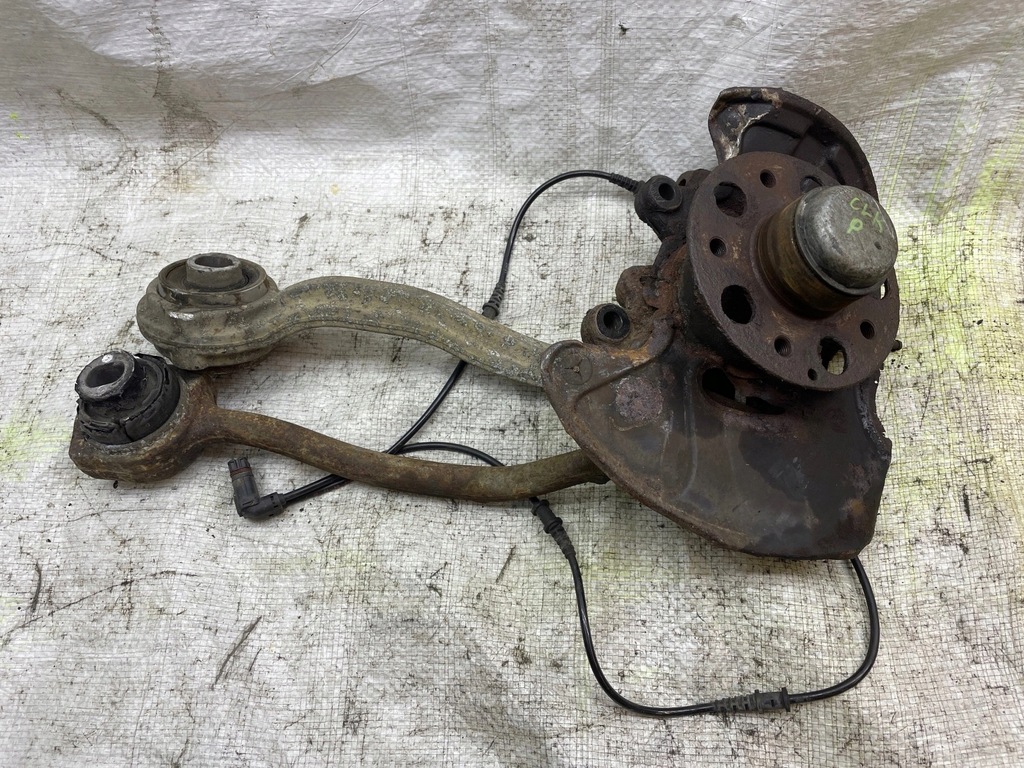 фото №4, Mercedes clk w209 поворотный кулак правая перед рычаги