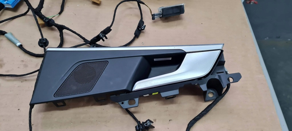 фото №9, A5 8w ручка подсвечиваемые перед задняя led фонари sportback 5d