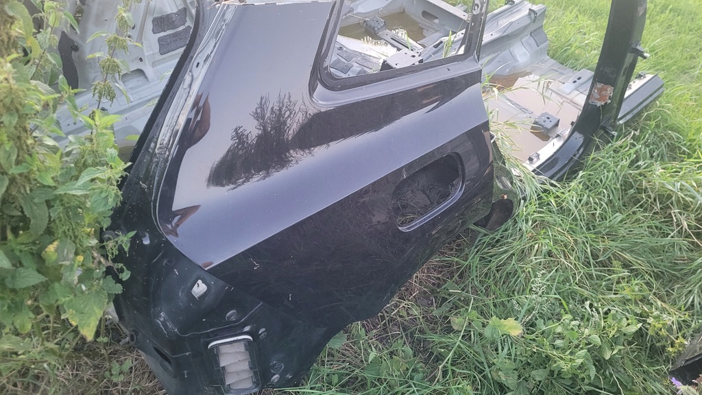 фото №1, Volvo xc60 ii крила задня правий