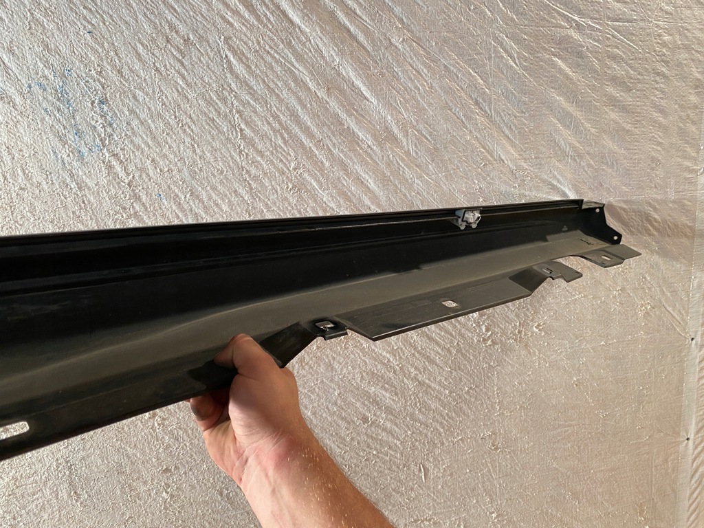 фото №8, Mercedes a-klasa w177 amg молдинг порог левая