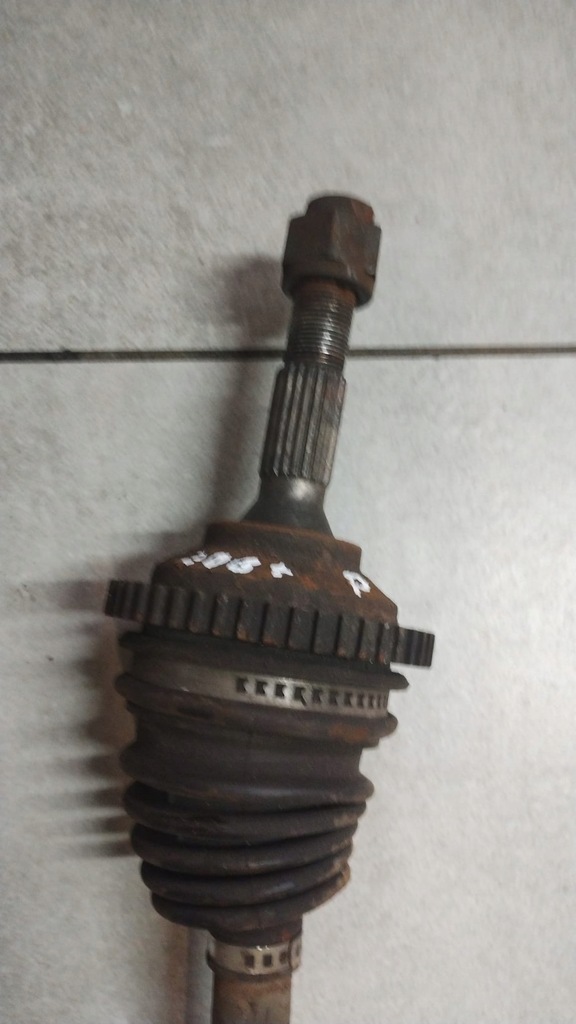 фото №3, Приводной вал правая перед peugeot 206+ 1.4