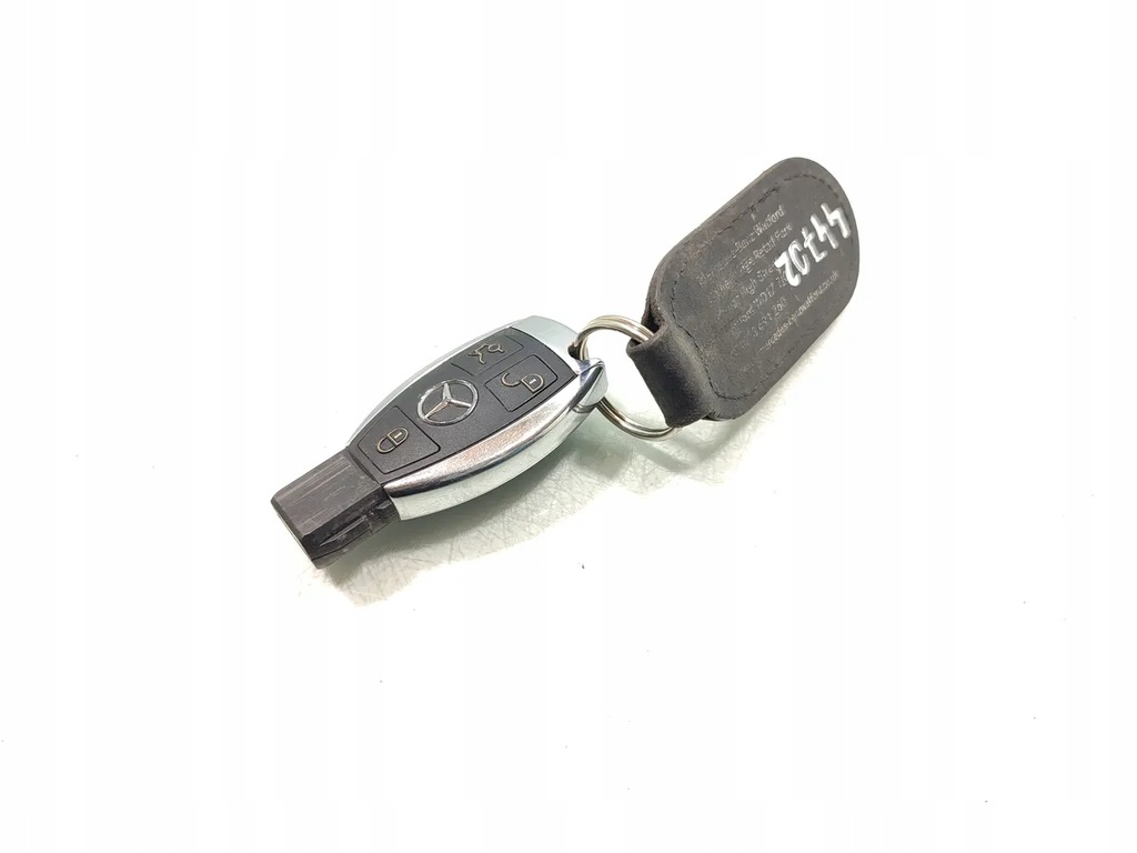 фото №1, Mercedes-benz c-class брелок do ключа зажигания