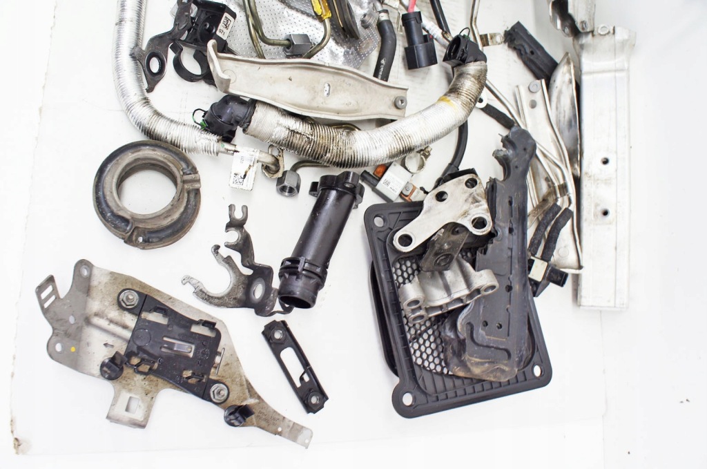 Tb378 mini countryman ii f60 кронштейни тримачі кріплення 8602992 6821206 Зі Шроту