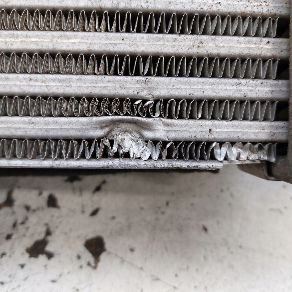 фото №9, Hyundai ix35 1,7crdi 2013 радиатор интеркулер 28270-2a850 с nowego автомобиля