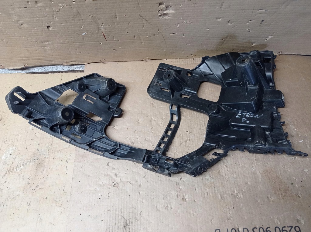 фото №6, Направляющая бампера правый перед audi e-tron