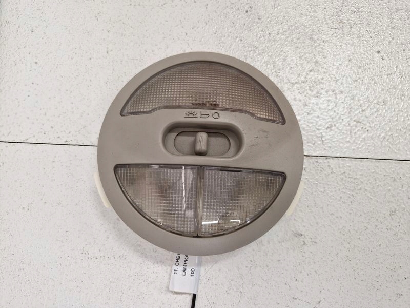 фото №1, Chevrolet hhr лампа потолочный освещение салона