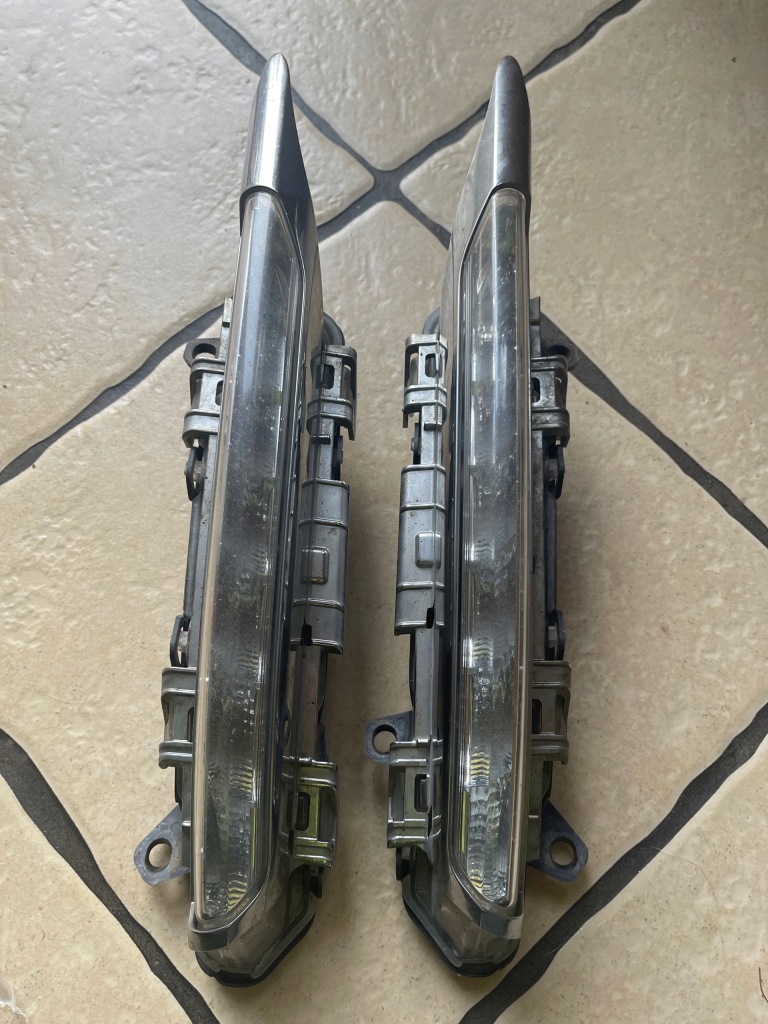 Купить Mercedes w204 противотуманная фара фонарь  led