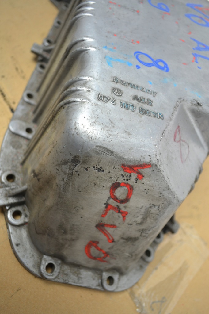 Volvo s80 v70 vw 2,5 tdi поддон масляная 074103603k с Разборки