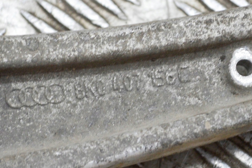 фото №8, Audi a6 allroad c7 передний правый нижний рычаг 8k0407156c 3.0diesel 200kw 20