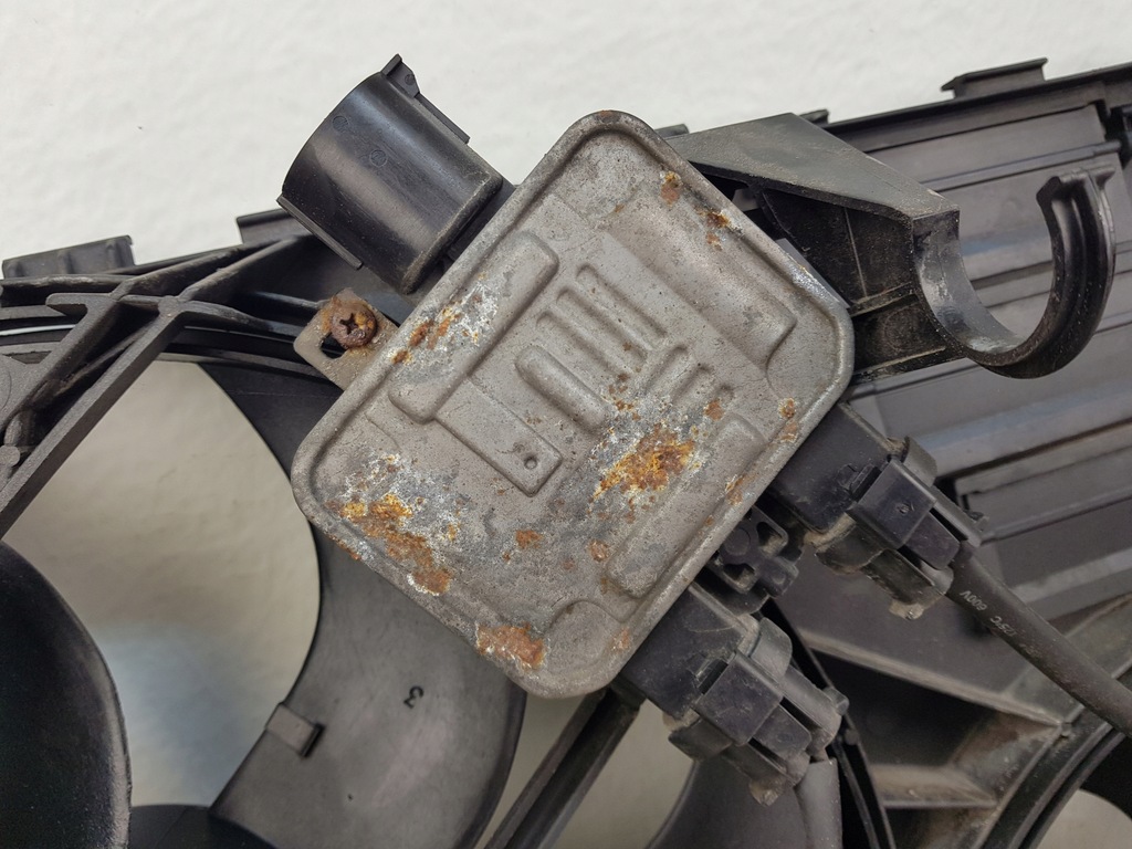 фото №7, Land rover freelander 2 ii 2.2 td4 вентилятор радиатора 6g91-8c607-be