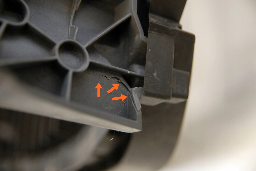 фото №10, Bmw 5 g30 g31 повітропровід повітря шторка жалюзі 51747497279-05