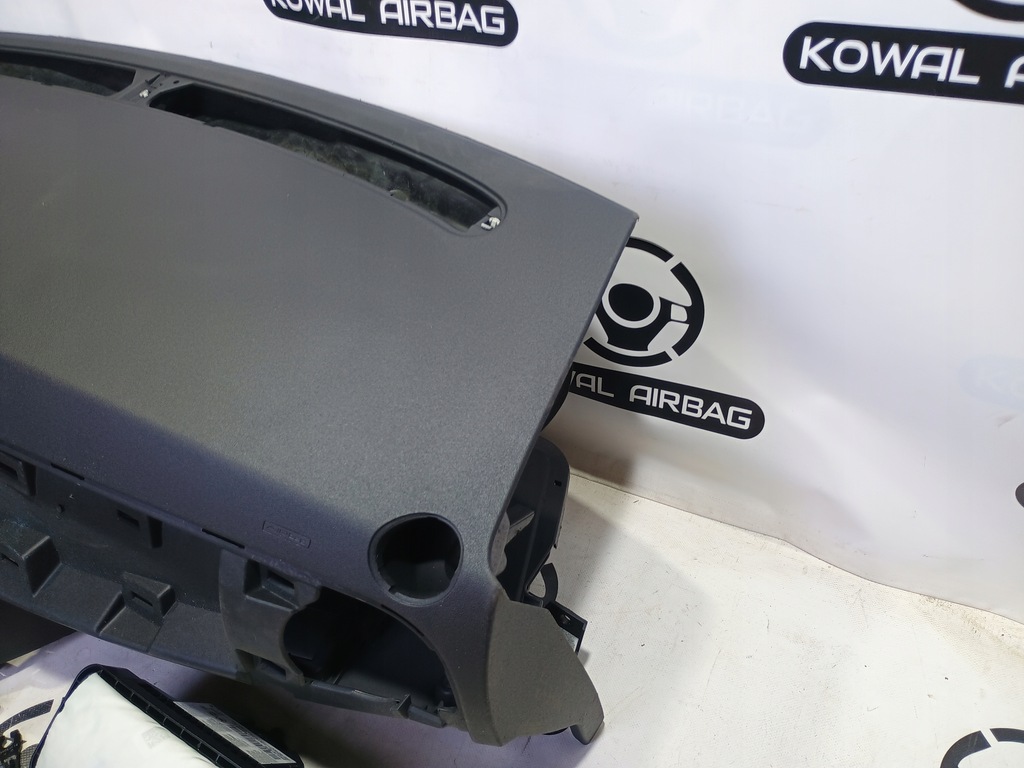 фото №5, Fiat 500 abarth панель приладів консоль подушка безпеки подушки безпеки ремені оригінал демонтаж