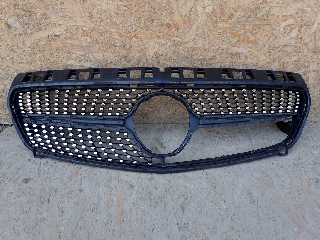 фото №1, Решітка радіатора решітка радіатора решітка радіатора mercedes a klasa 176 amg diamond