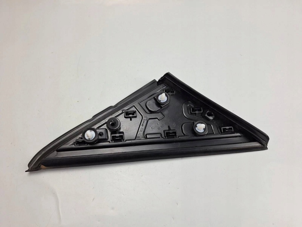 фото №10, Молдинг крыла левая сторона citroen c3 aircross 13471241