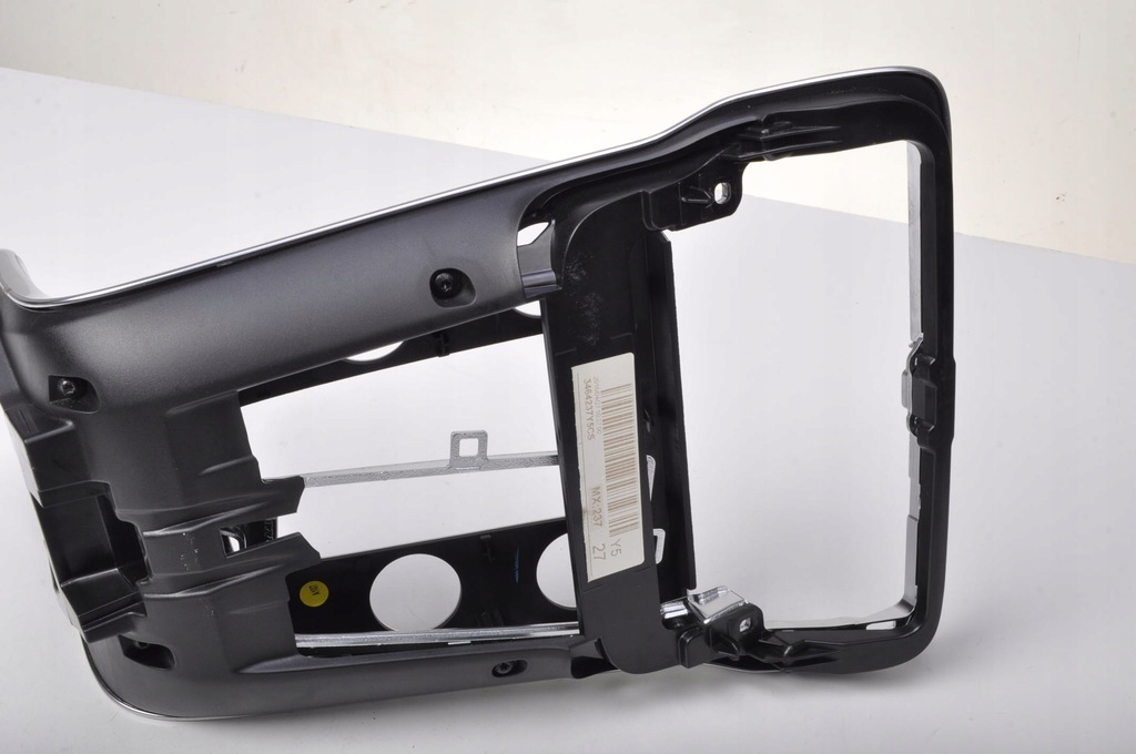 фото №12, Volvo v40 ii рамка панель обдув 08632794 lift