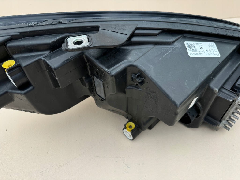 Jaguar e-pace x540 17r- фара левая передняя левый перед j9c3-13w030 full led Недорого