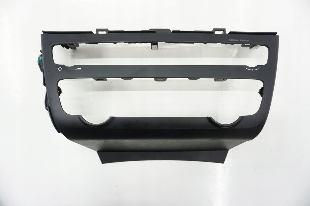 фото №1, Kia optima iv рамка радио кондиционера 84730-d4940wk