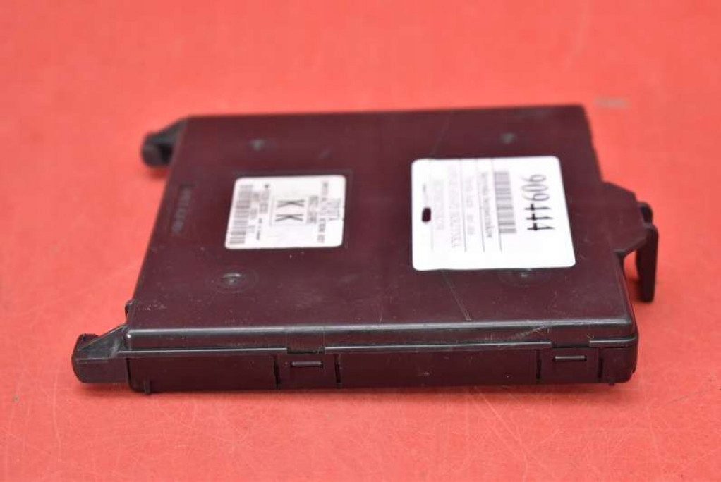 фото №5, Коробка предохранителей bsi 89221-02480 toyota auris 2 ii 1.2 t 116 km 15-18