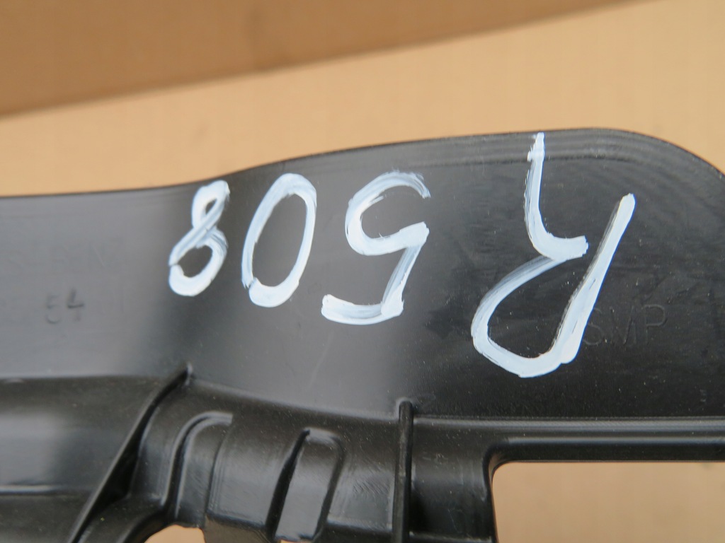 фото №10, Mercedes x156 gla напрямна кронштейн накладка поперечина задня a1568855401