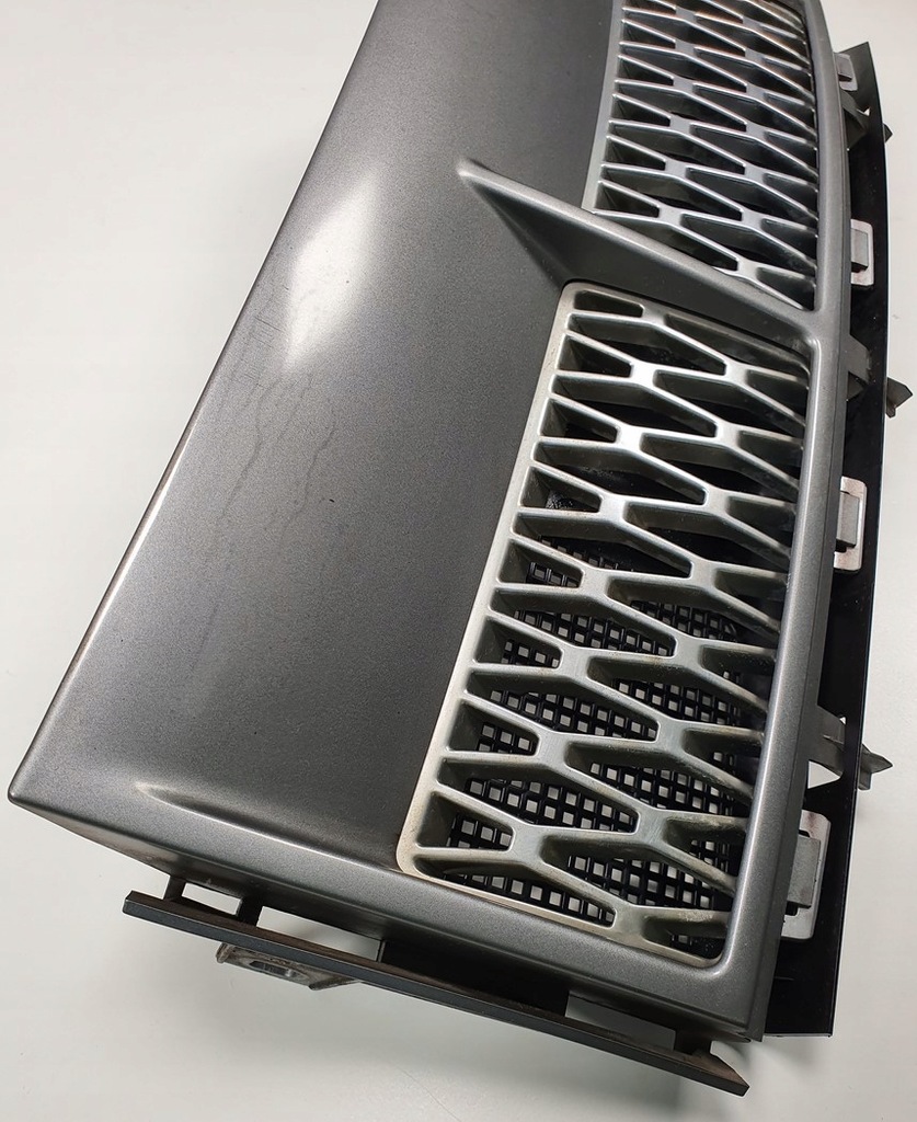 фото №2, Решётка впуск крыла правый перед range rover l322