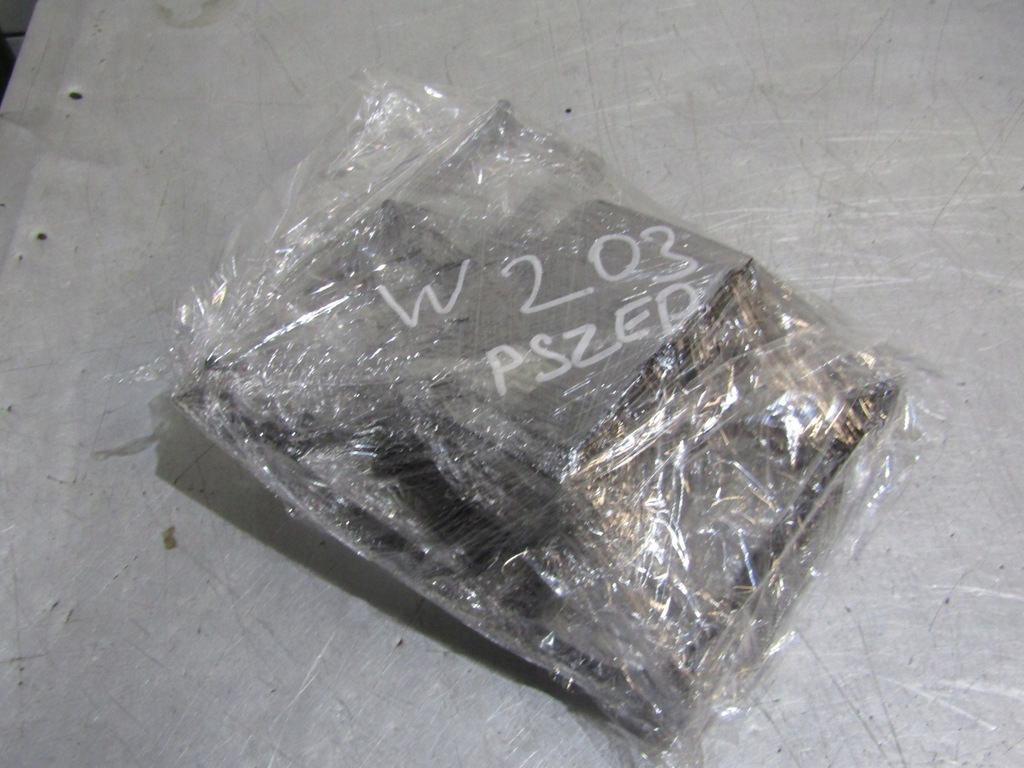 фото №7, Рамка захист домкрата рамка захист радіо mercedes w203