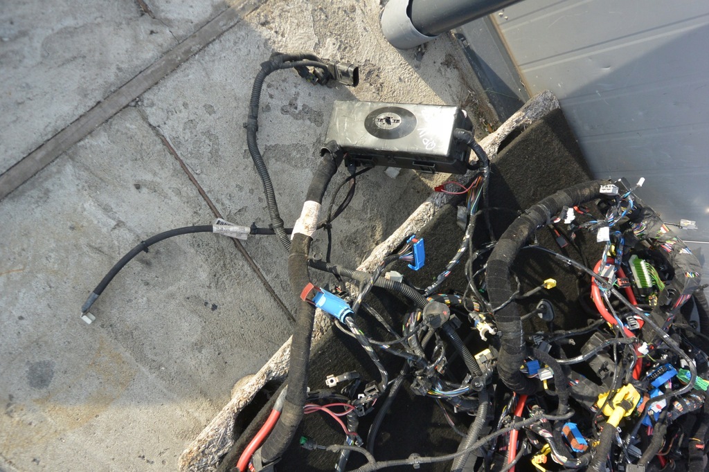 фото №8, Електропроводка салону 3.0b maserati quattroporte vi