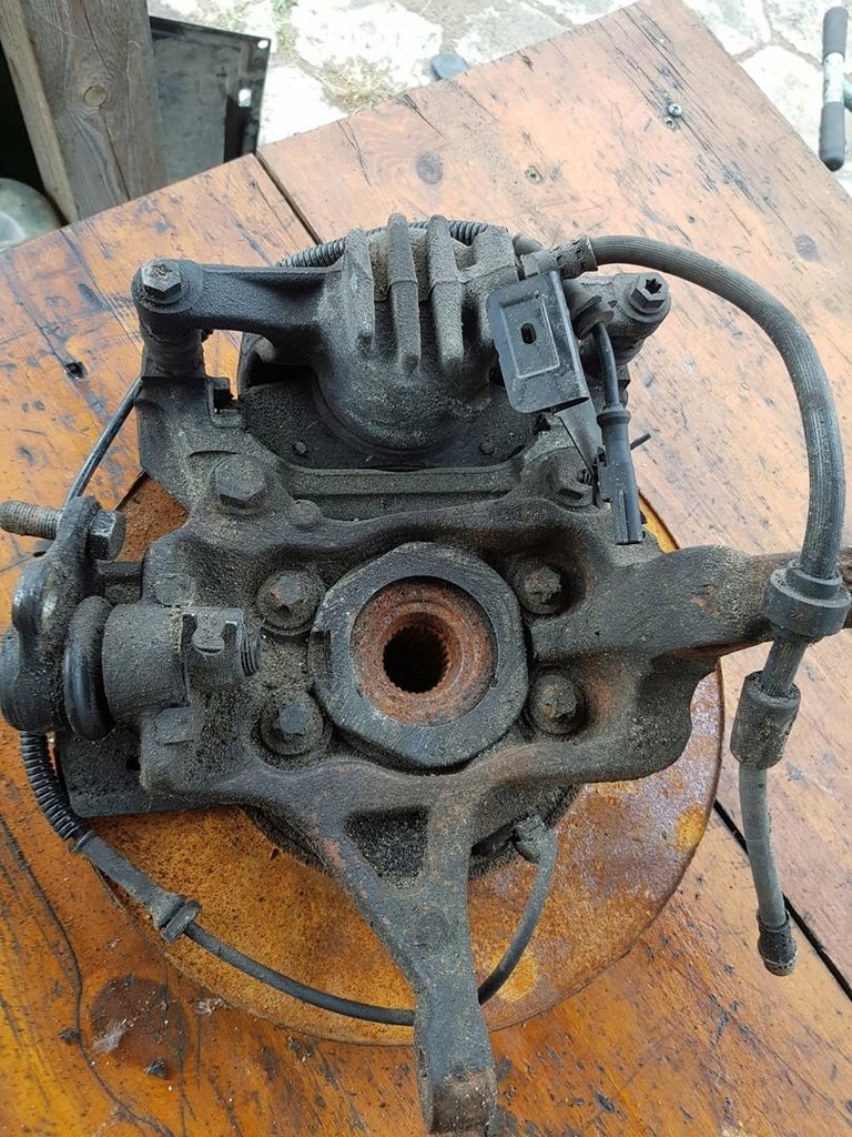 фото №7, Поворотный кулак правый перед renault trafic iii