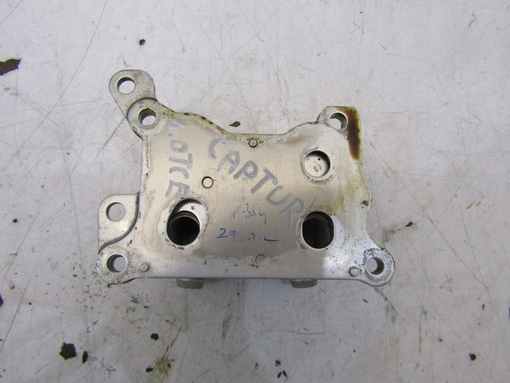 фото №1, Радиатор радиатор масла 1.0 tce renault captur ii 213055917r