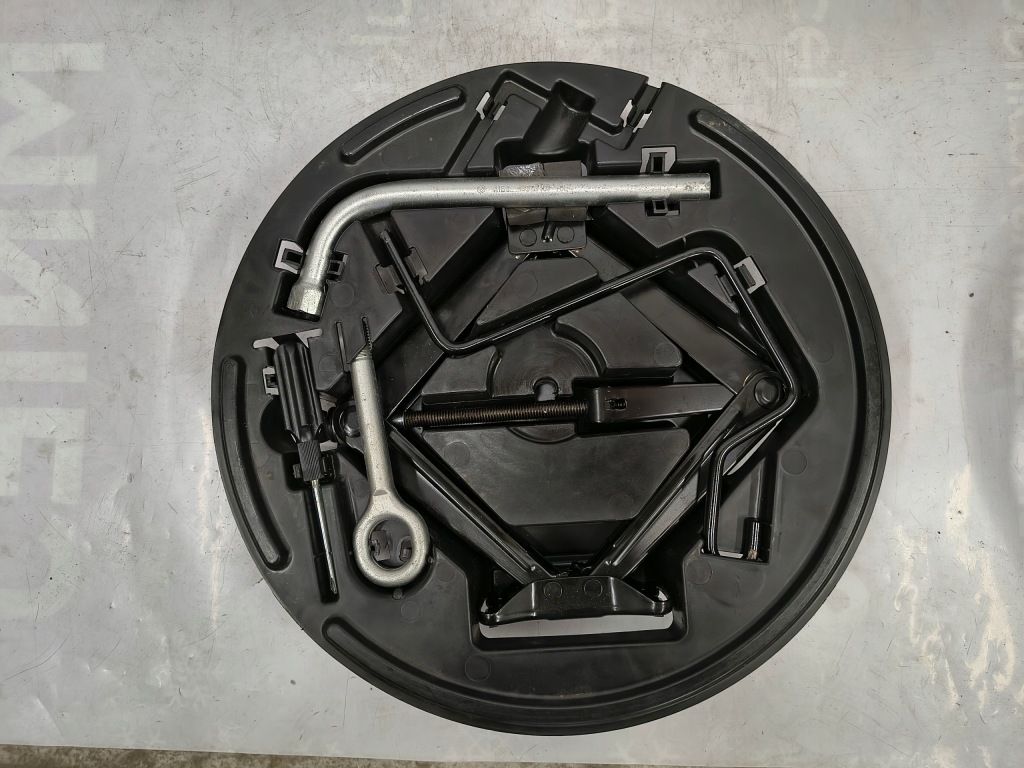 Alfa romeo giulietta піна вкладка вкладиш багажника 51811832 b882 Зі Шроту