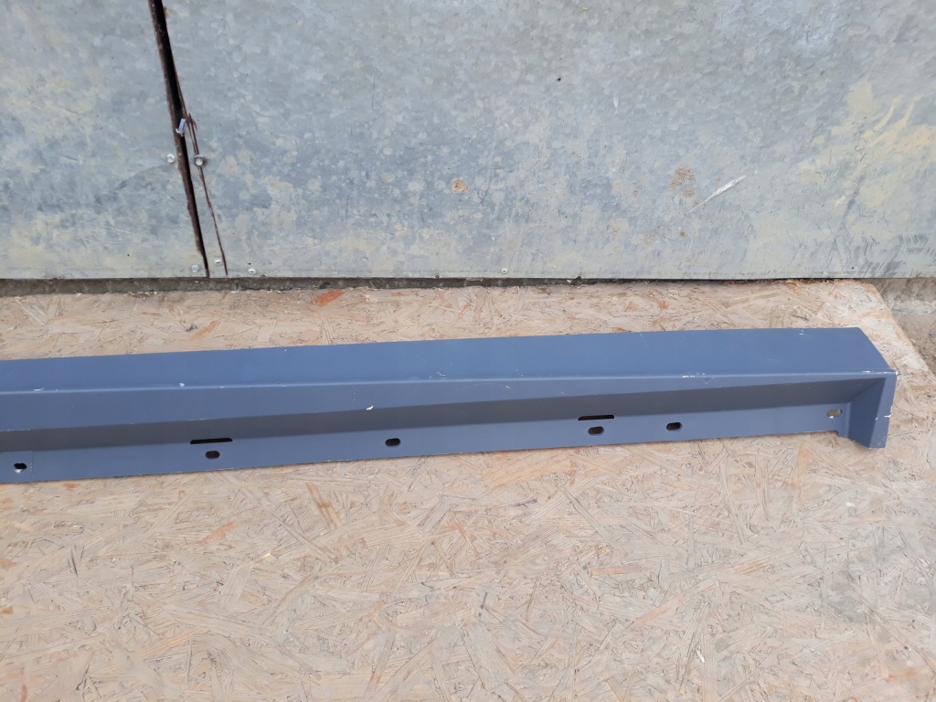 фото №3, Jaguar xe r-sport молдинг порог правая порог правый