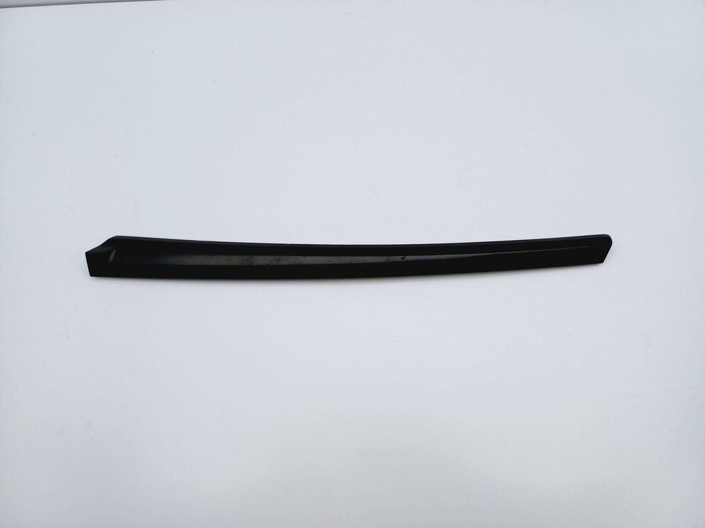 фото №1, Молдинг стекло левый задняя mazda premacy 5d hb nr317