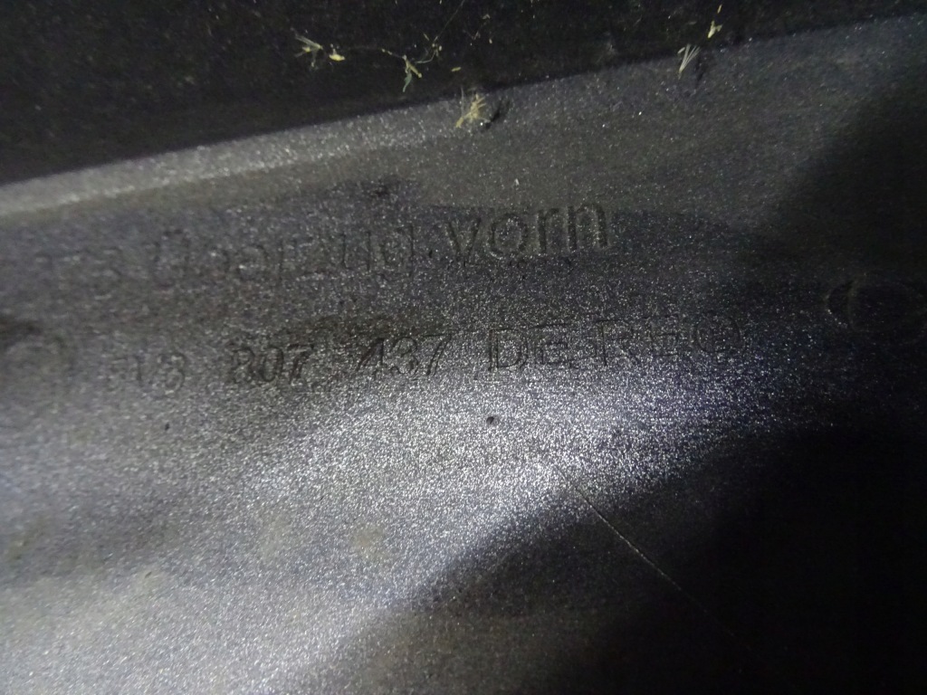 Audi a3 8v3 бампер решётка радиатора омыватель pdc 8v3807437 Киев