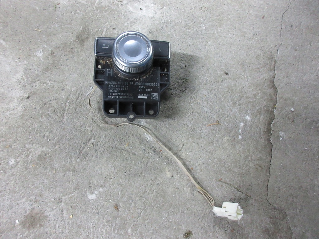 фото №1, Mercedes glk x204 11 r. переключатель a2048700579