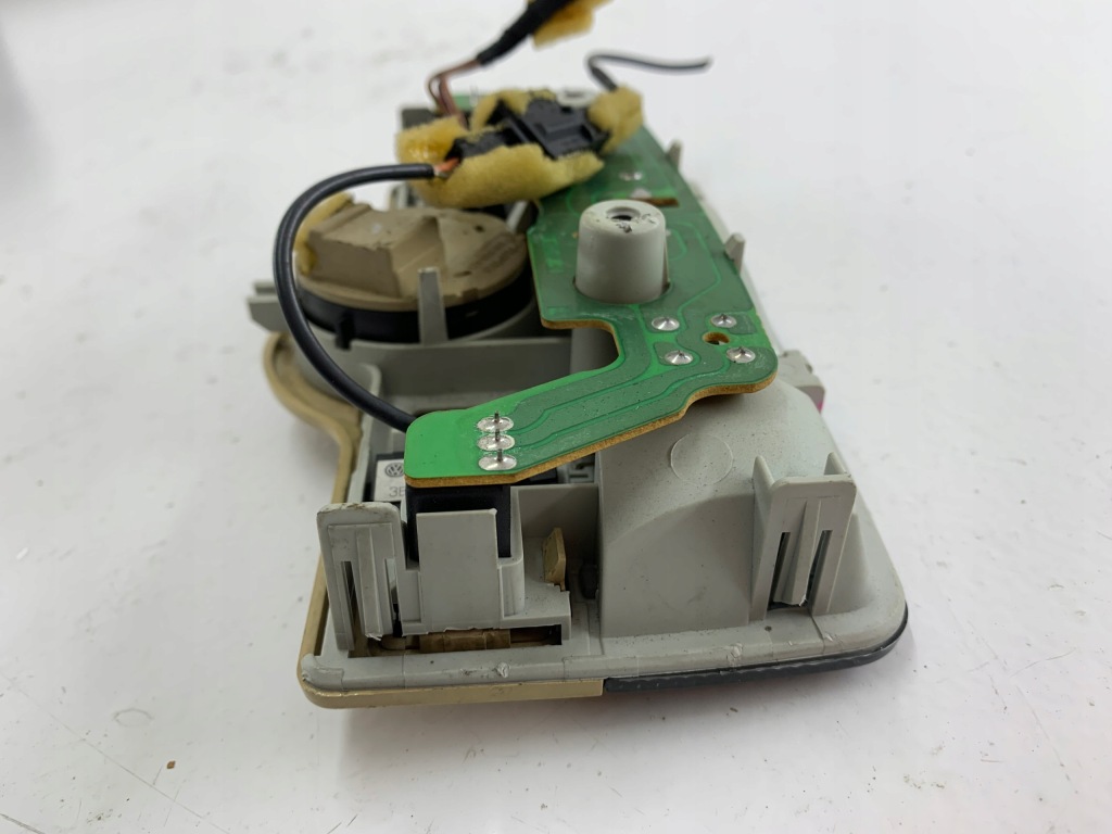 фото №8, Vw passat b5 lift лампа салону освітлення кабіни люк бежева