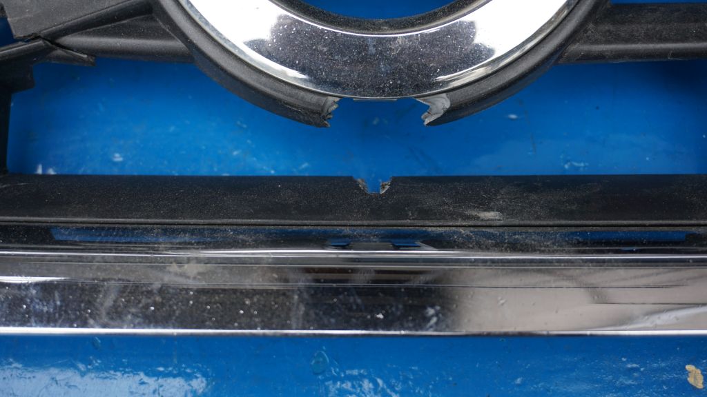 фото №3, Volvo s60 v60 - решётка радиатора решётка радиатора радиатора pod радар