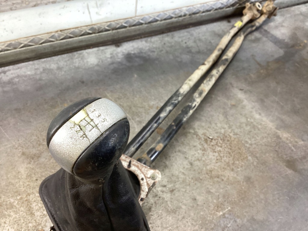 Куліса перемикання передач nissan almera n16 Зі Шроту