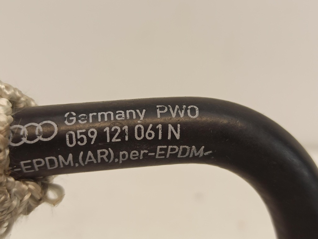 фото №2, Audi a6 c7 шланг труба wody 059121061n
